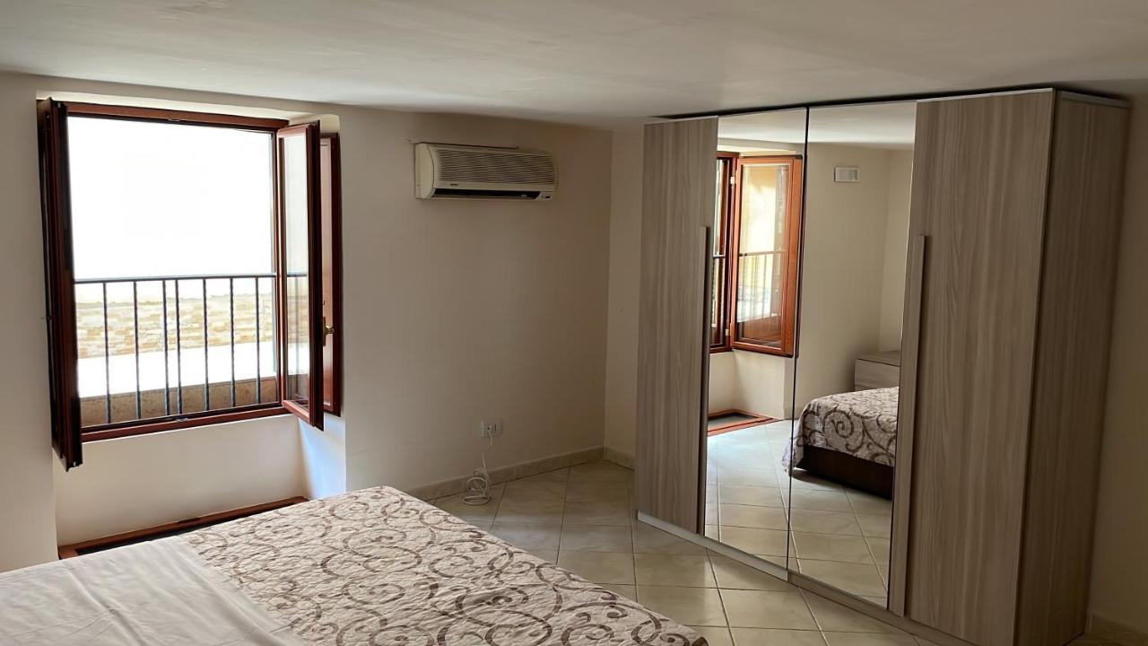Casa Emilia Lejlighed Napoli Eksteriør billede